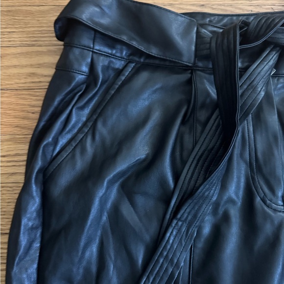 Ryegrass Belted Faux Leather Women's Pants Size 6 NWT Casual, Fall, Quiet Luxury - Picture 3 of 16